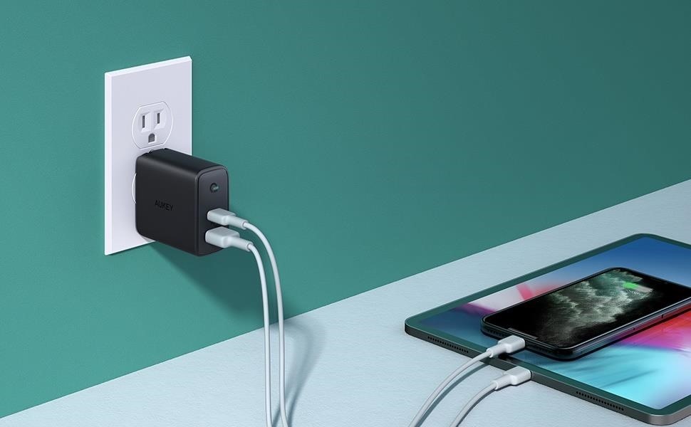 Charger Aukey Terbaik untuk Smartphone di 2020